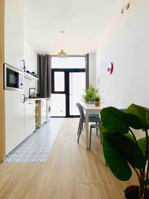 Beautiful Flat Next The Beach バレンシア エクステリア 写真